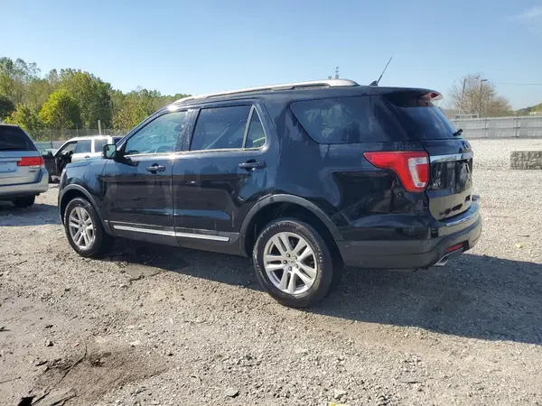 1FM5K8D85JGC83305 2018 FORD EXPLORER - Image 2