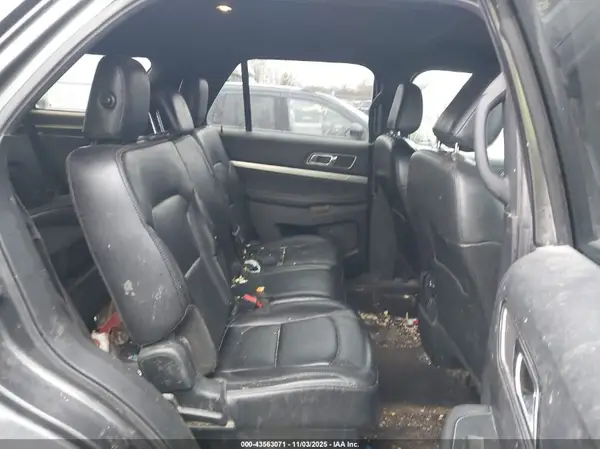 1FM5K8D85KGB05606 2019 FORD EXPLORER - Image 8