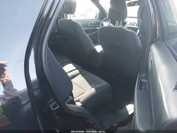 1FM5K8D85KGB26357 2019 FORD EXPLORER - Image 8