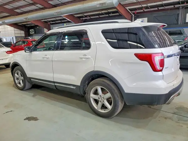 1FM5K8D86GGA09085 2016 FORD EXPLORER - Image 2