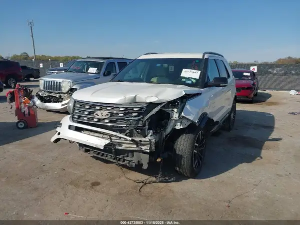 1FM5K8D86GGA24945 2016 FORD EXPLORER - Image 2
