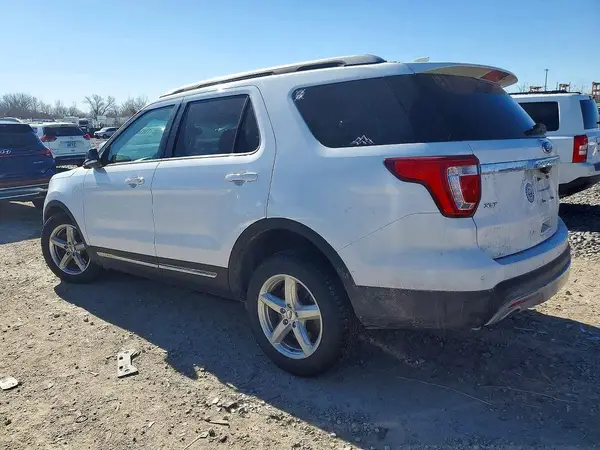 1FM5K8D86GGB08294 2016 FORD EXPLORER - Image 2