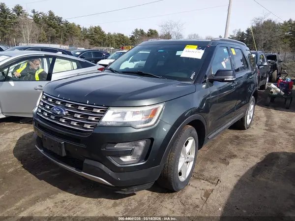 1FM5K8D86GGB30375 2016 FORD EXPLORER - Image 2