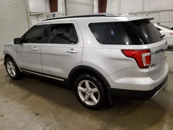 1FM5K8D86GGB37049 2016 FORD EXPLORER - Image 2