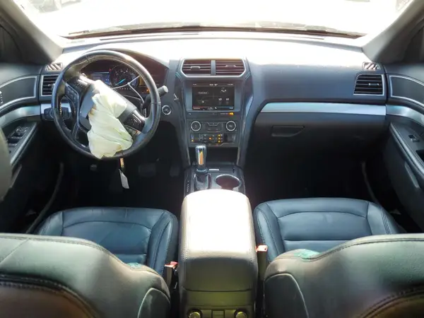 1FM5K8D86GGB38525 2016 FORD EXPLORER - Image 8
