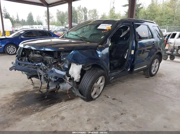 1FM5K8D86GGB68818 2016 FORD EXPLORER - Image 2