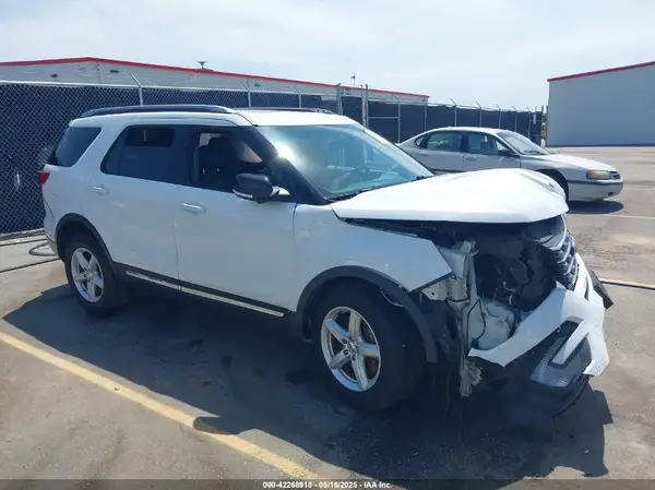 1FM5K8D86GGC00781 2016 FORD EXPLORER - Image 1