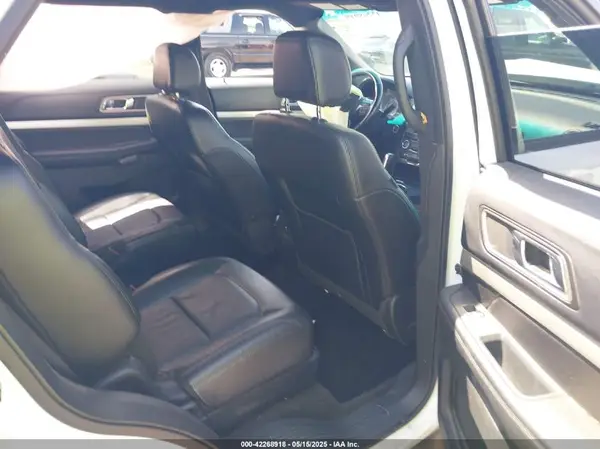 1FM5K8D86GGC00781 2016 FORD EXPLORER - Image 8