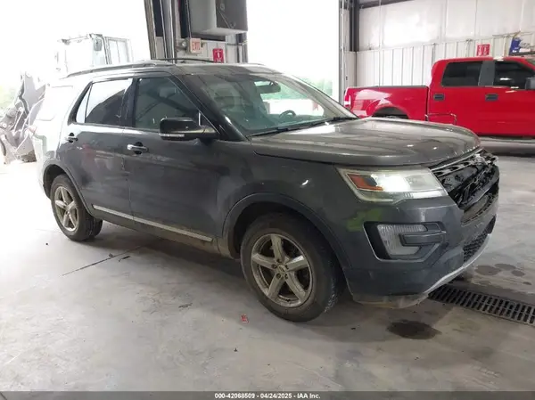 1FM5K8D86GGC89042 2016 FORD EXPLORER - Image 1