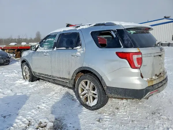 1FM5K8D86GGD20032 2016 FORD EXPLORER - Image 2
