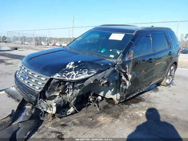 1FM5K8D86GGD23061 2016 FORD EXPLORER - Image 2