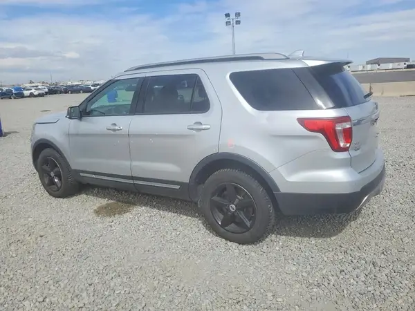 1FM5K8D86GGD27689 2016 FORD EXPLORER - Image 2