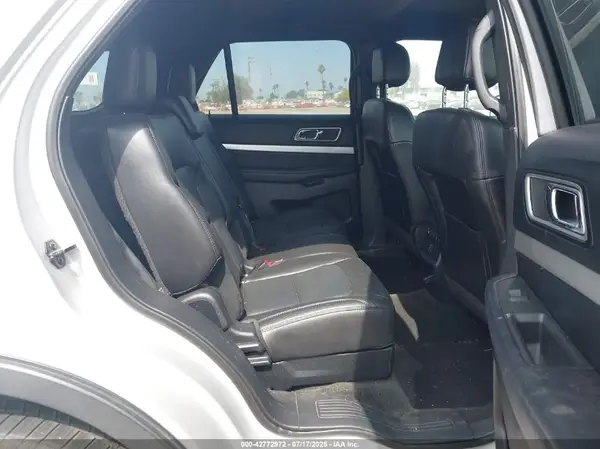 1FM5K8D86HGA12151 2017 FORD EXPLORER - Image 8