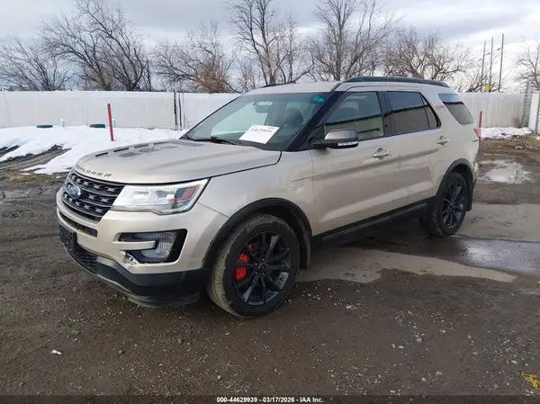 1FM5K8D86HGA38636 2017 FORD EXPLORER - Image 2