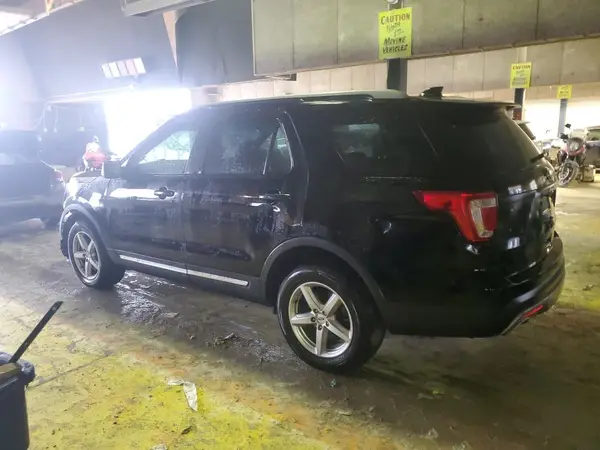 1FM5K8D86HGA41956 2017 FORD EXPLORER - Image 2