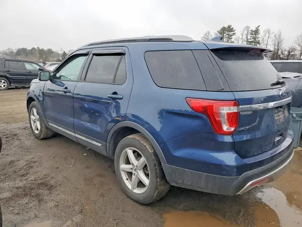 1FM5K8D86HGA67621 2017 FORD EXPLORER - Image 2
