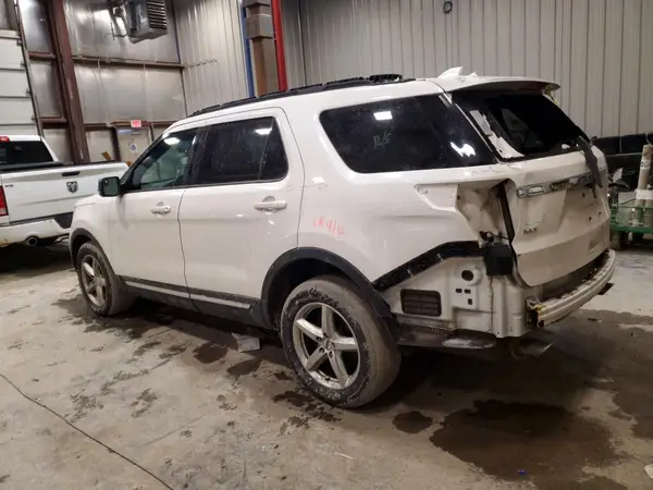 1FM5K8D86HGA79610 2017 FORD EXPLORER - Image 2