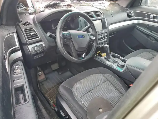 1FM5K8D86HGA96889 2017 FORD EXPLORER - Image 8