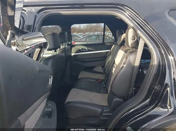 1FM5K8D86HGA96956 2017 FORD EXPLORER - Image 8