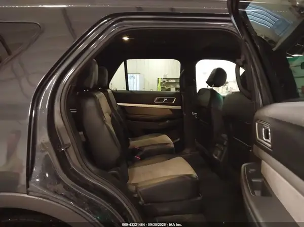 1FM5K8D86HGB06773 2017 FORD EXPLORER - Image 8