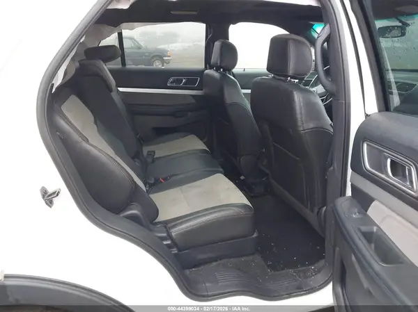 1FM5K8D86HGB20303 2017 FORD EXPLORER - Image 8