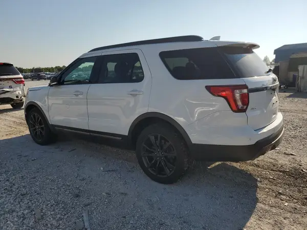 1FM5K8D86HGB27624 2017 FORD EXPLORER - Image 2