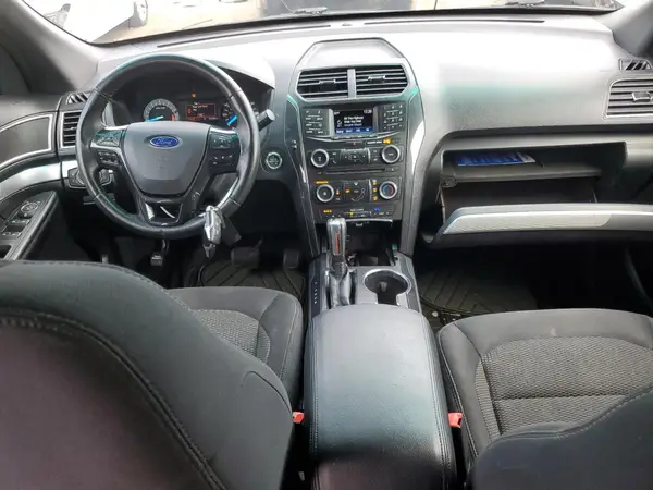 1FM5K8D86HGB38378 2017 FORD EXPLORER - Image 8