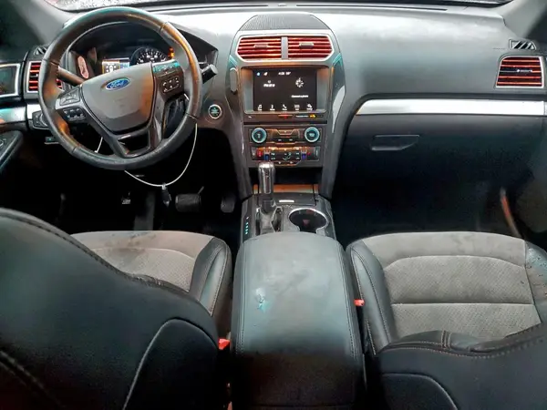 1FM5K8D86HGB40504 2017 FORD EXPLORER - Image 8