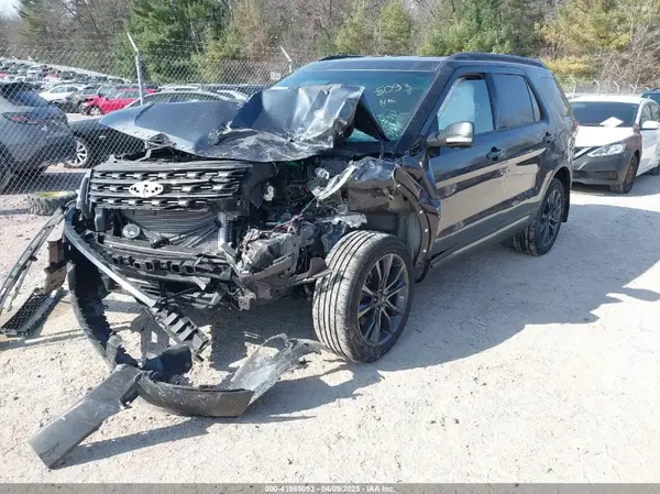 1FM5K8D86HGB51163 2017 FORD EXPLORER - Image 2