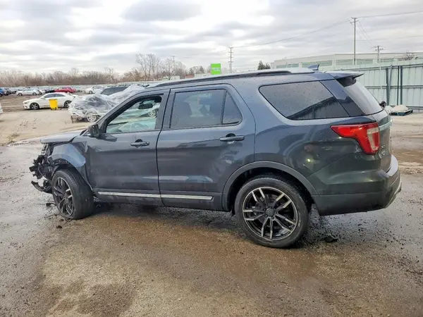 1FM5K8D86HGB61787 2017 FORD EXPLORER - Image 2