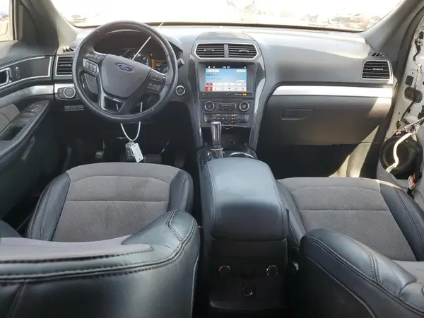 1FM5K8D86HGB92330 2017 FORD EXPLORER - Image 8