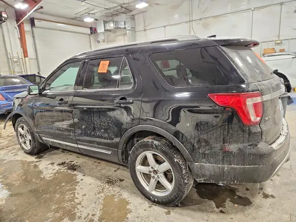 1FM5K8D86HGC31059 2017 FORD EXPLORER - Image 2