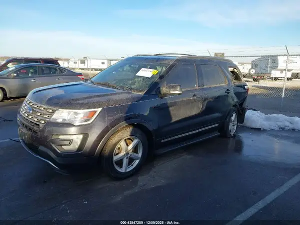 1FM5K8D86HGC32017 2017 FORD EXPLORER - Image 2