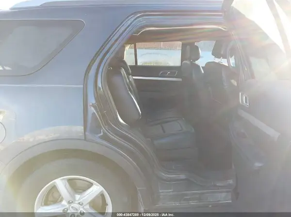 1FM5K8D86HGC32017 2017 FORD EXPLORER - Image 8