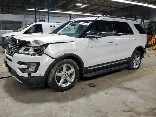 1FM5K8D86HGC52574 2017 FORD EXPLORER - Image 1