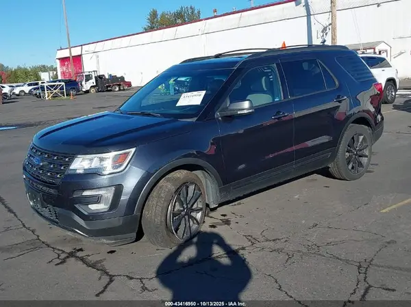 1FM5K8D86HGC56009 2017 FORD EXPLORER - Image 2