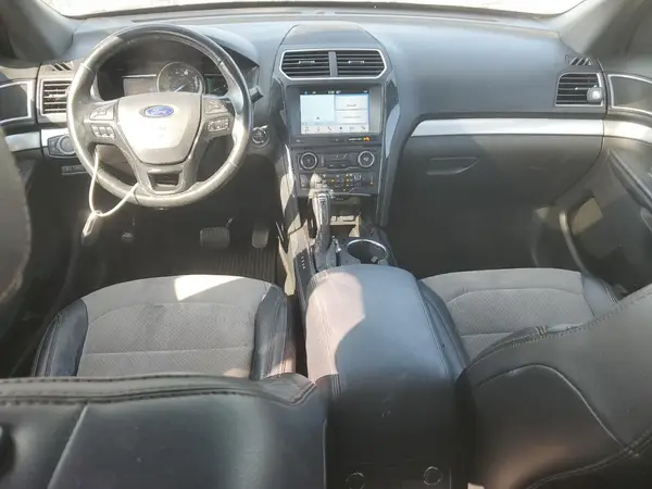 1FM5K8D86HGC65132 2017 FORD EXPLORER - Image 8