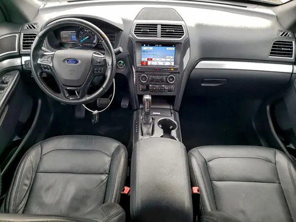 1FM5K8D86HGC75577 2017 FORD EXPLORER - Image 8