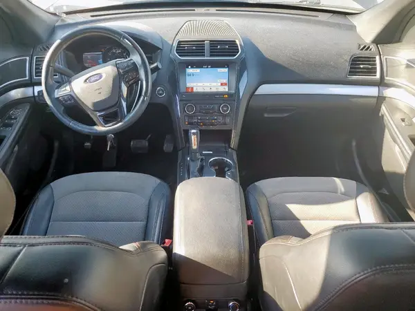1FM5K8D86HGC76096 2017 FORD EXPLORER - Image 8
