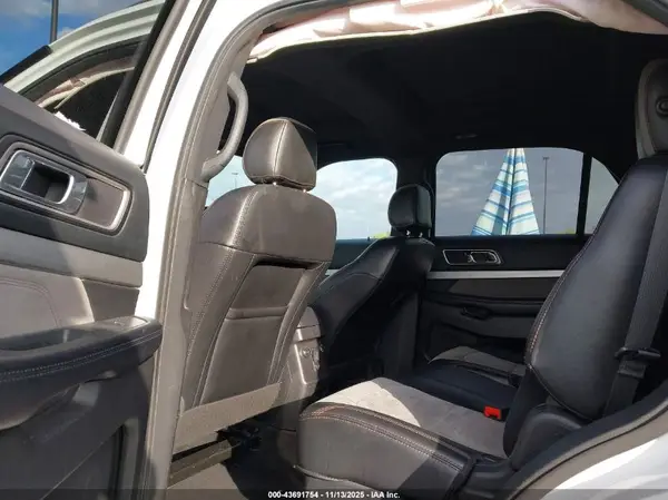 1FM5K8D86HGC77295 2017 FORD EXPLORER - Image 8