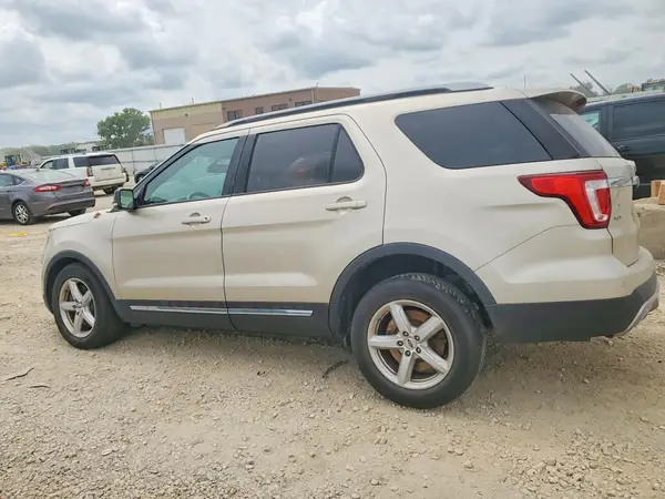 1FM5K8D86HGC79452 2017 FORD EXPLORER - Image 2