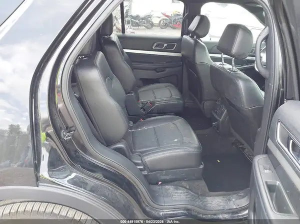 1FM5K8D86HGC87566 2017 FORD EXPLORER - Image 8