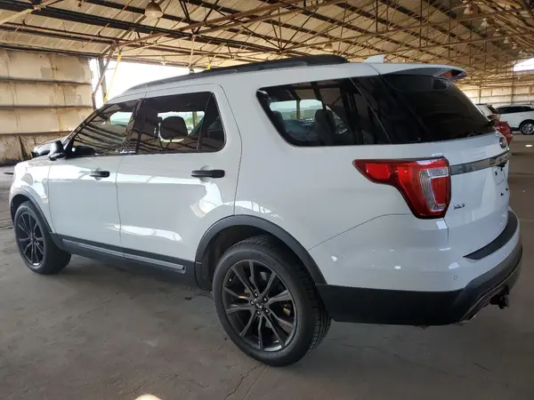 1FM5K8D86HGC87745 2017 FORD EXPLORER - Image 2