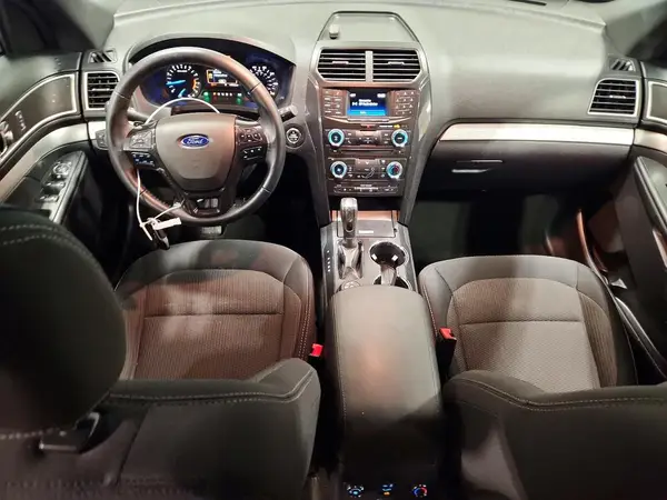 1FM5K8D86HGD00736 2017 FORD EXPLORER - Image 8