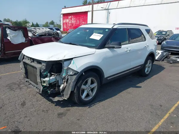 1FM5K8D86HGD05807 2017 FORD EXPLORER - Image 2