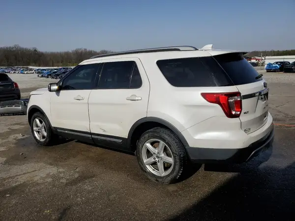 1FM5K8D86HGD18153 2017 FORD EXPLORER - Image 2