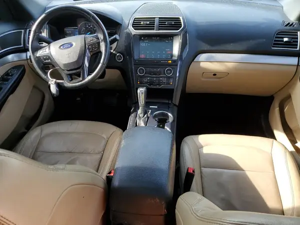 1FM5K8D86HGD18153 2017 FORD EXPLORER - Image 8