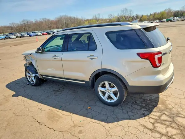 1FM5K8D86HGD47264 2017 FORD EXPLORER - Image 2
