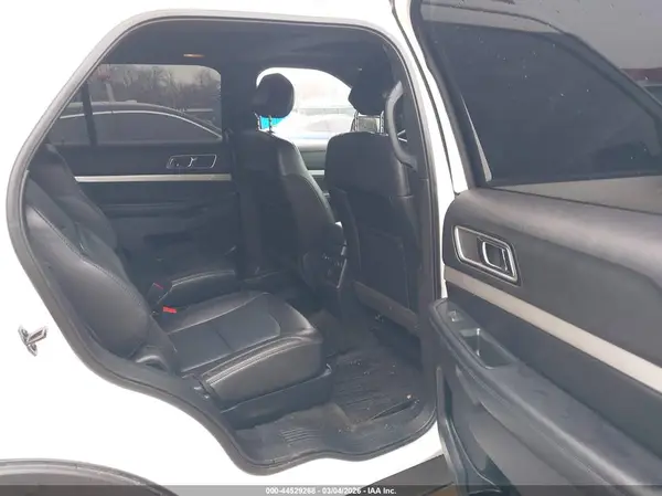 1FM5K8D86HGD51539 2017 FORD EXPLORER - Image 8