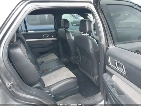 1FM5K8D86HGD55767 2017 FORD EXPLORER - Image 8
